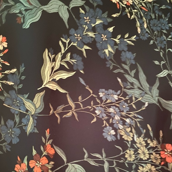 Vince Camuto floral pants - Picture 5 of 6